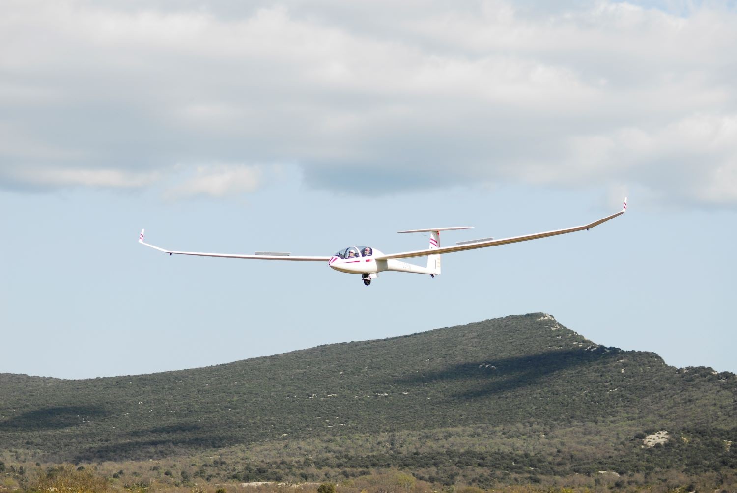 Planeur au Pic st Loup. (34)