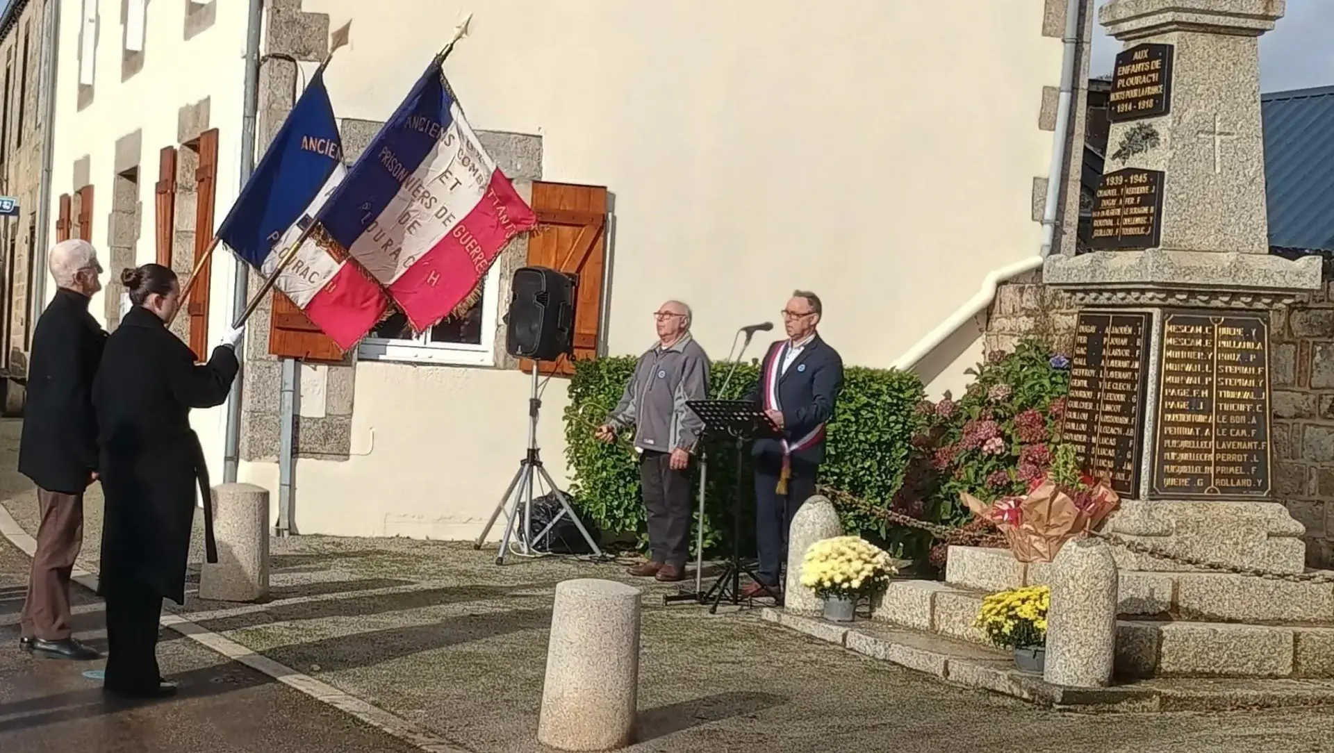 Commémoration du 11 novembre à Plourac'h - Mémoire et Paix